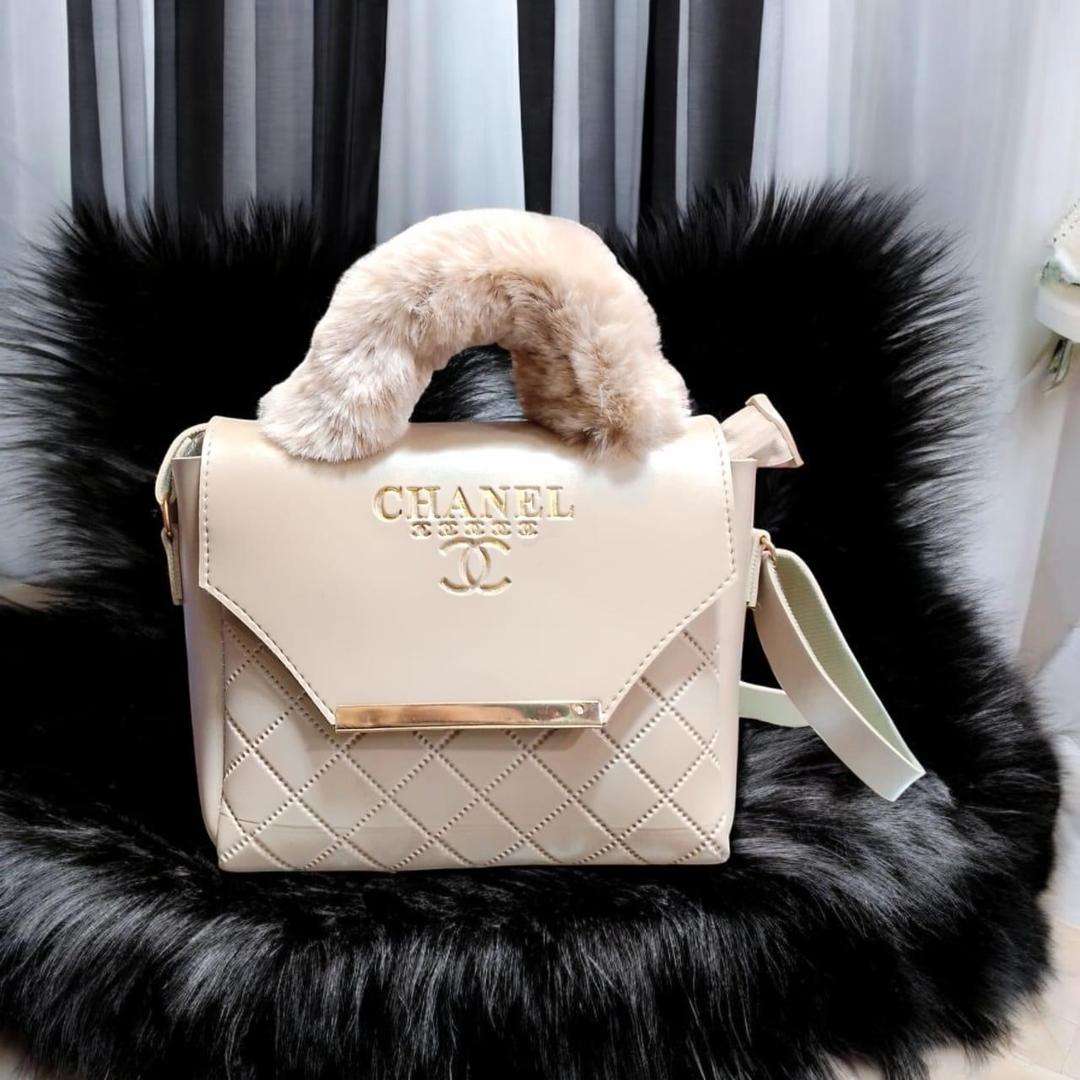 Luxury Quilted Handbag with Faux Fur Handle – Elegant Designer-Inspired Style